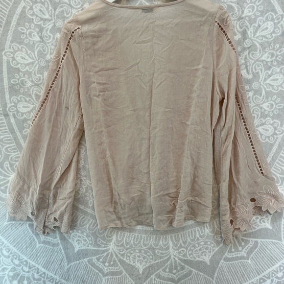LACE EMBROIDERY LAZER CUT BEAUTIFUL PALE PUNK M MEDIUM TOP BLOUSE SEXY V 770 EUC - Picture 6 of 12